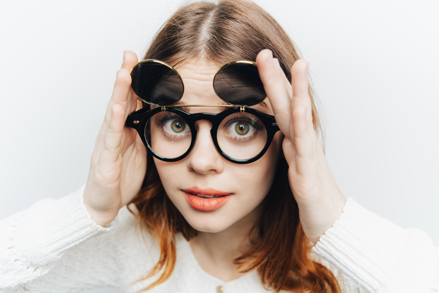 Trend modowy w okularach w 2021 roku.